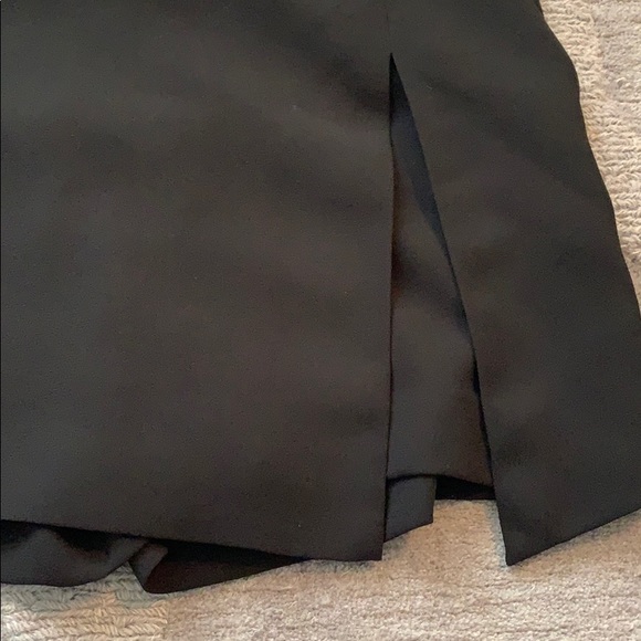 Express Skort - Picture 3 of 7